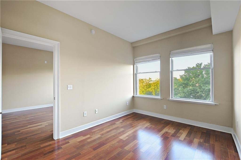 201 W Ponce De Leon Avenue - Photo 10