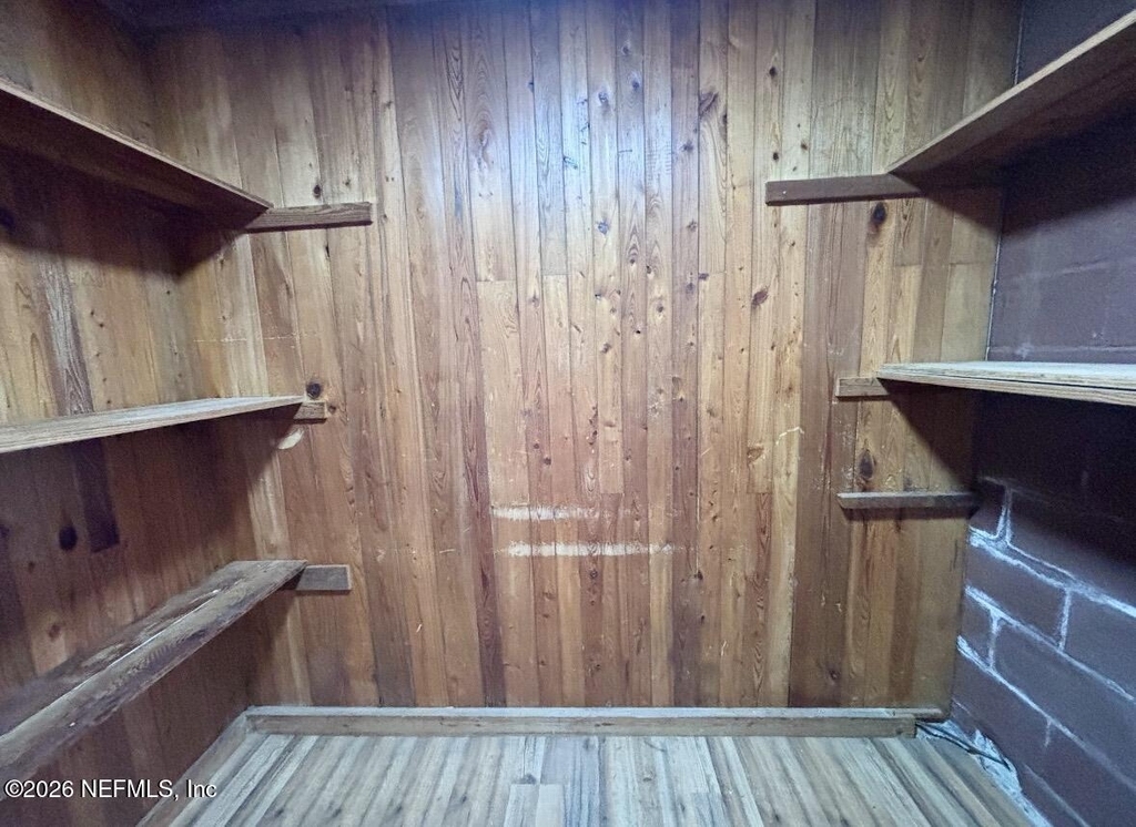 1502 Broome Street - Photo 9