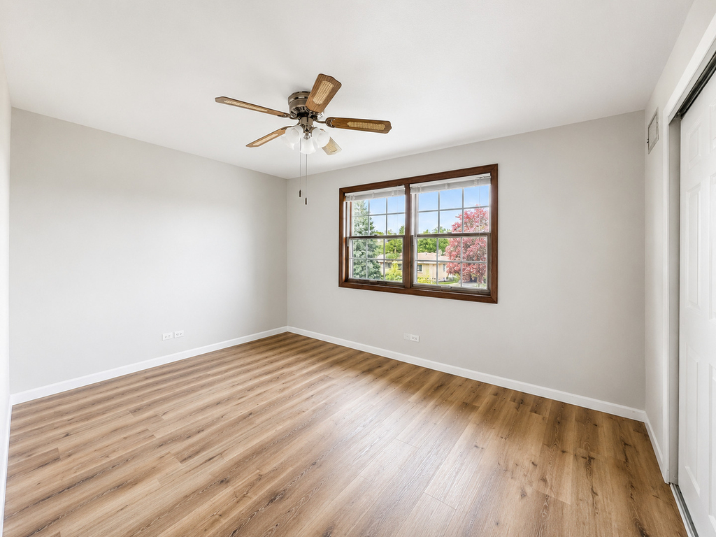 7915 S 84th Avenue - Photo 1