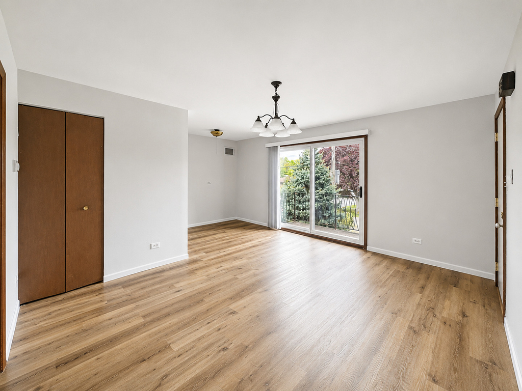 7915 S 84th Avenue - Photo 3