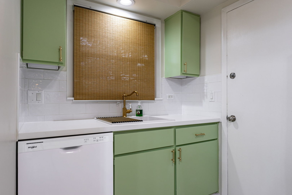 209 Washington Square - Photo 7