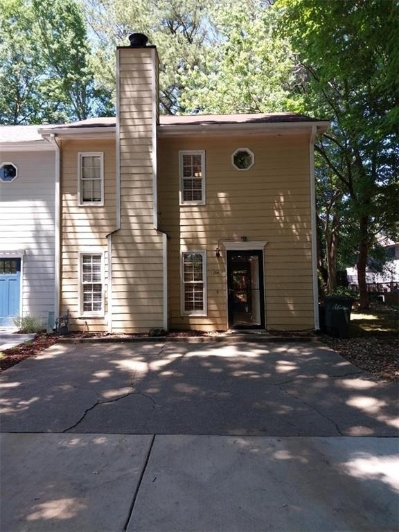 150 Powers Ferry Manor Se - Photo 0