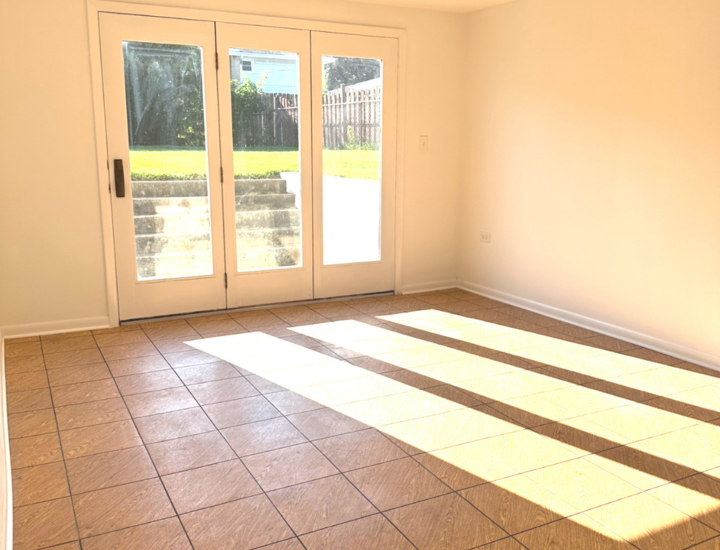 2140 Eastview Drive - Photo 9