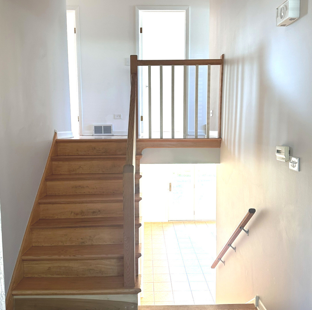 2140 Eastview Drive - Photo 6