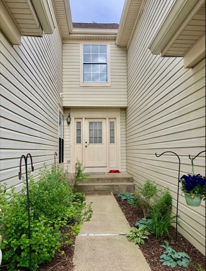 2164 Seaver Lane - Photo 0