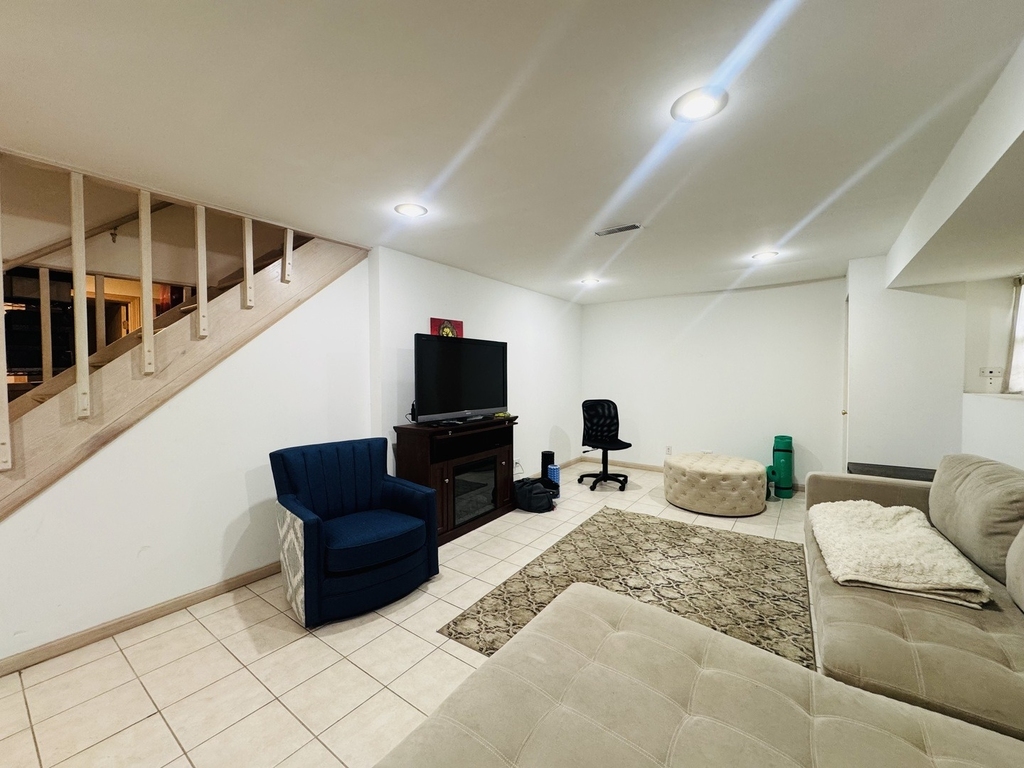 2164 Seaver Lane - Photo 14