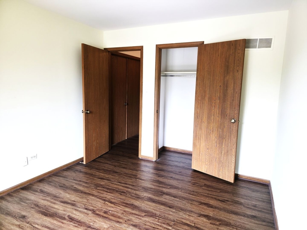 9234 Windsor Parkway - Photo 11