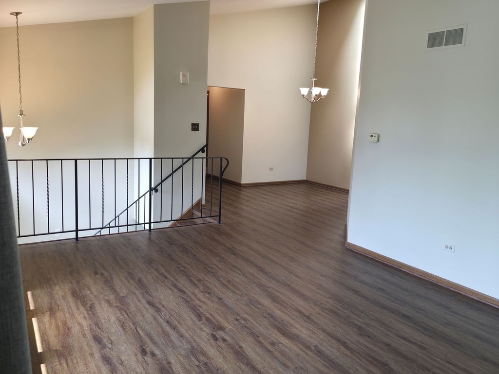 9234 Windsor Parkway - Photo 3