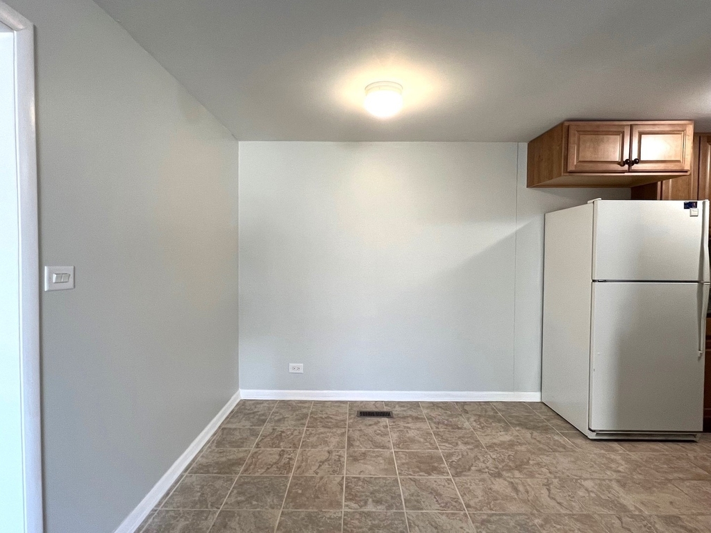 102 Tonset Court - Photo 2