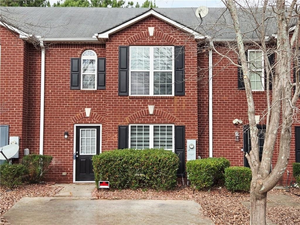 2430 Piering Drive - Photo 0