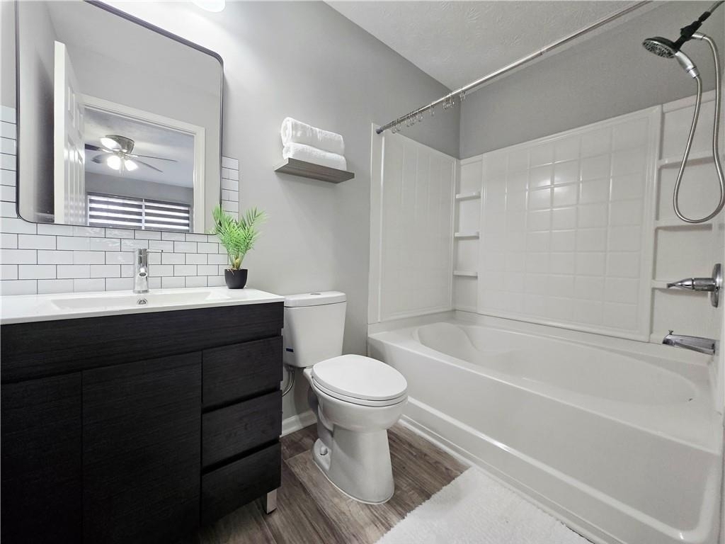 2430 Piering Drive - Photo 2