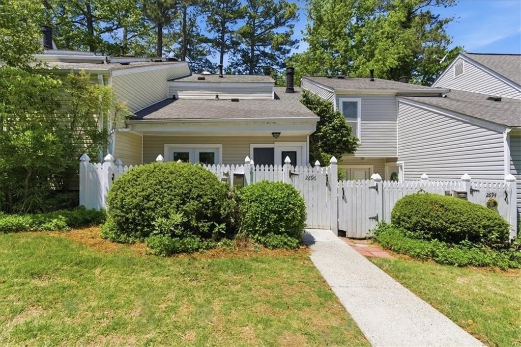 2696 Greentree Drive Se - Photo 0