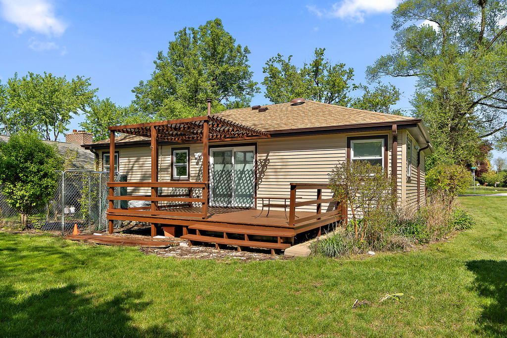 11920 S 74th Avenue - Photo 22