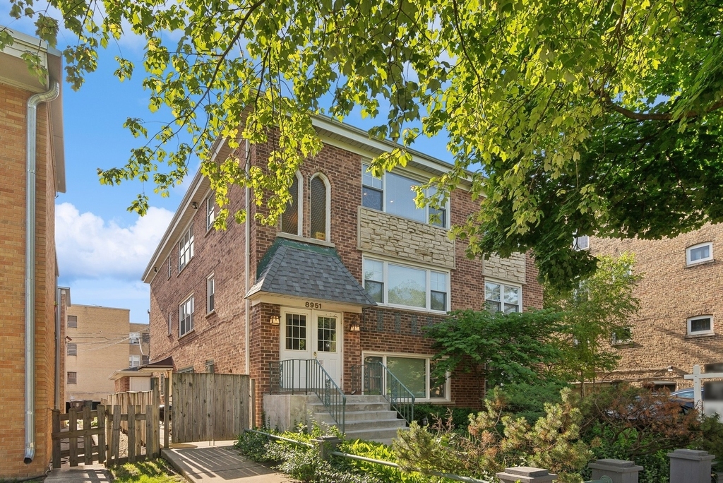 8951 Skokie Boulevard - Photo 0