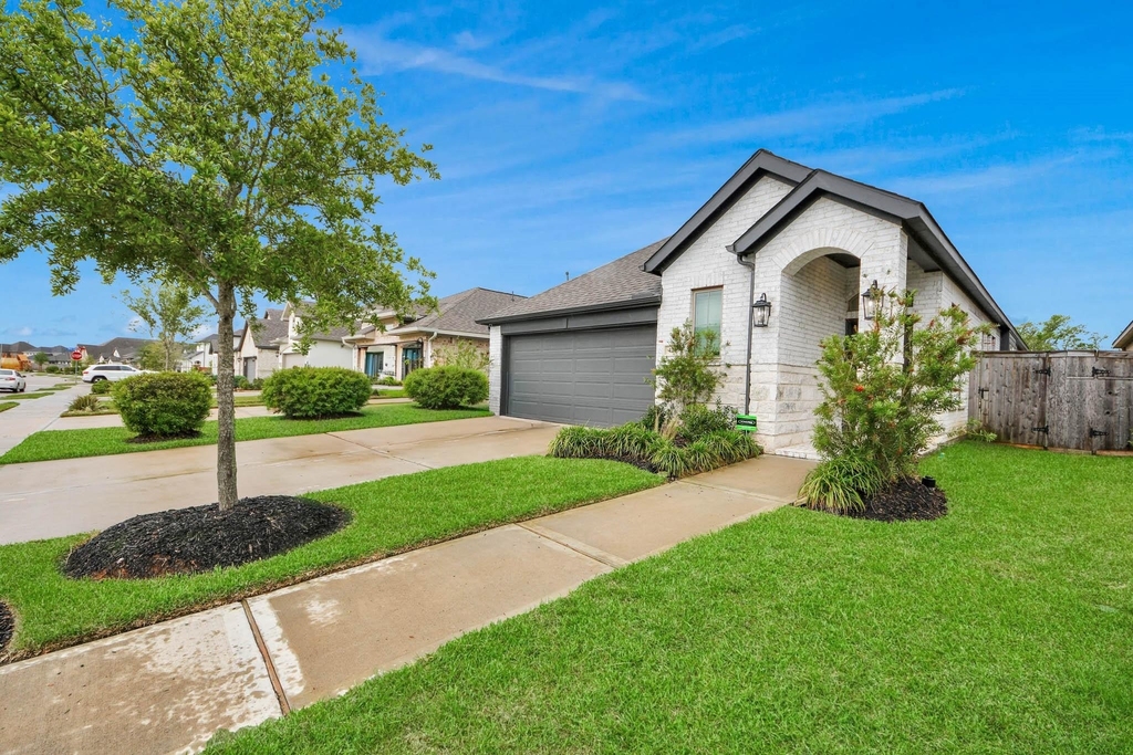 4219 Colony Lane - Photo 2