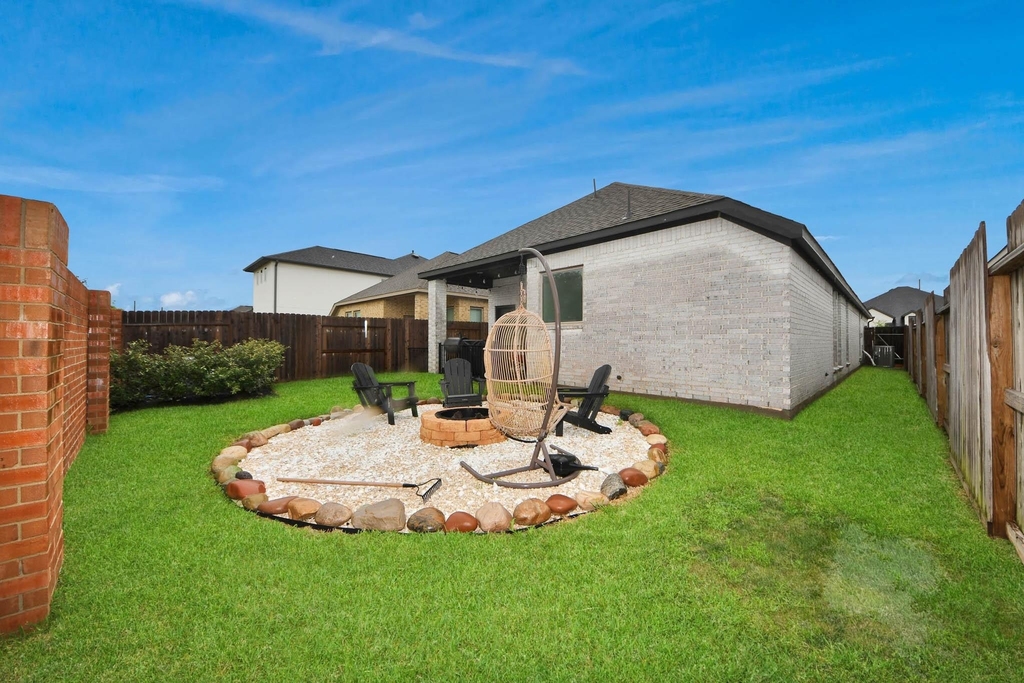 4219 Colony Lane - Photo 32