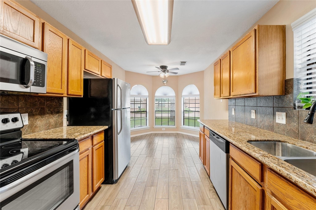5622 Village Park Drive - Photo 9