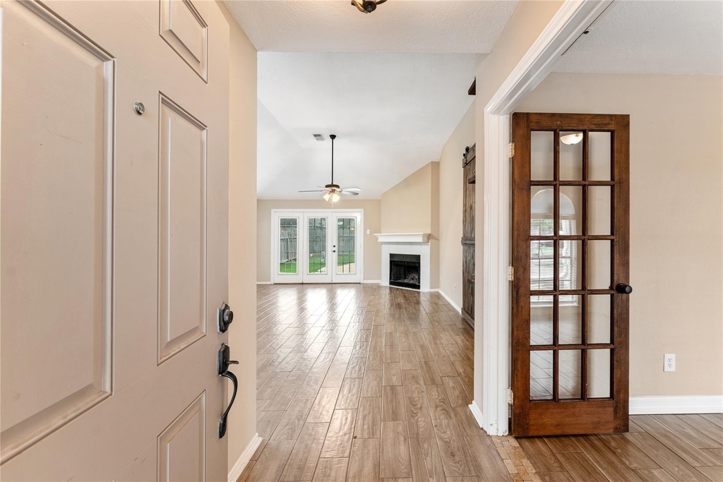 5622 Village Park Drive - Photo 3