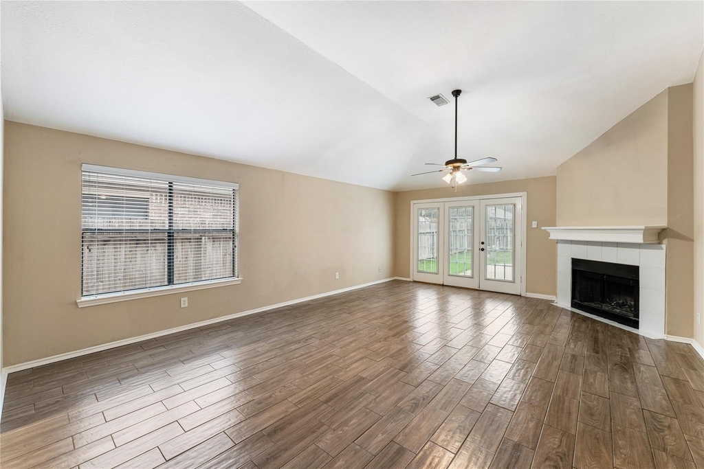 5622 Village Park Drive - Photo 5