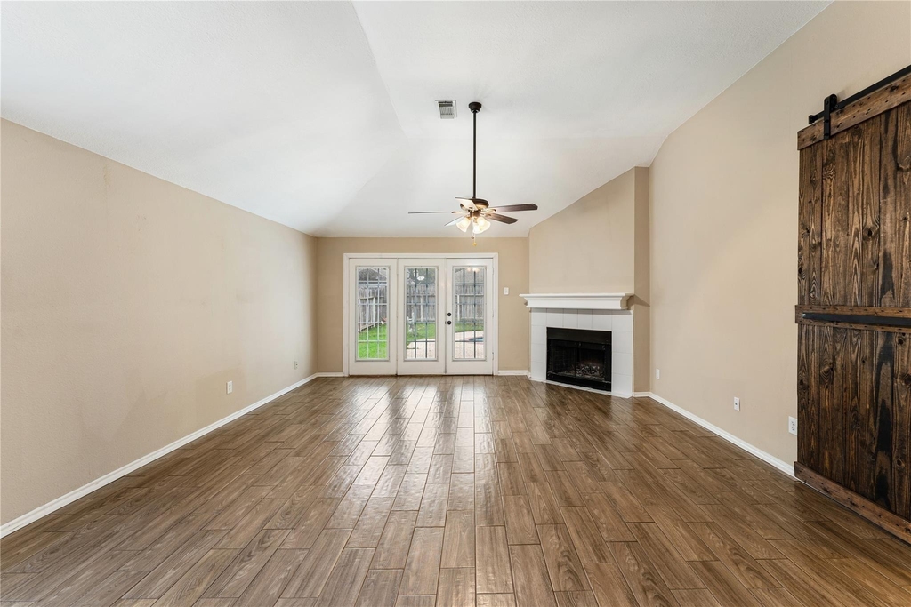 5622 Village Park Drive - Photo 4