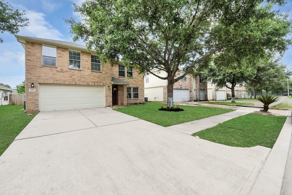 19515 Billineys Park Drive - Photo 3