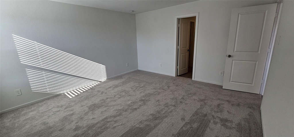 722 Falling Cave Drive - Photo 4