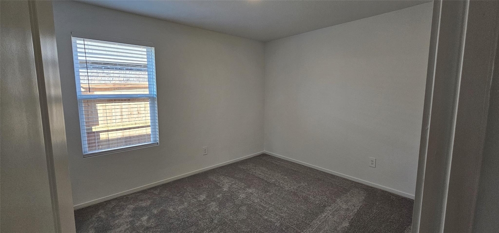 722 Falling Cave Drive - Photo 11
