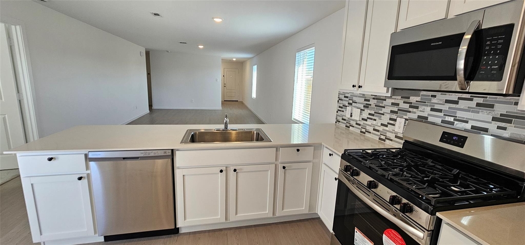 722 Falling Cave Drive - Photo 18