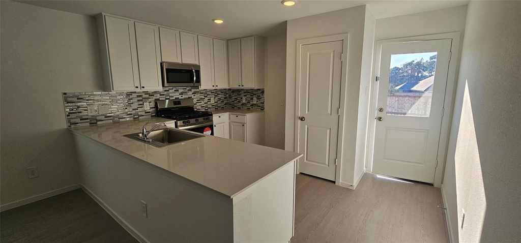 722 Falling Cave Drive - Photo 17