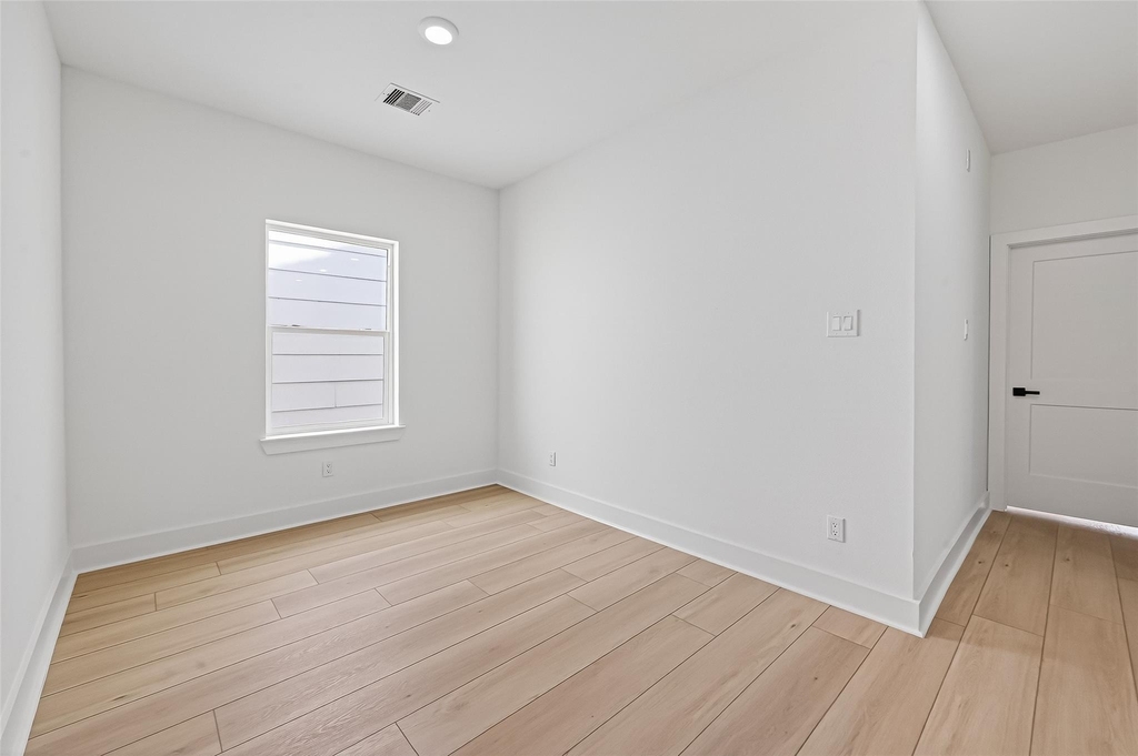 971 Highland Light Lane - Photo 18