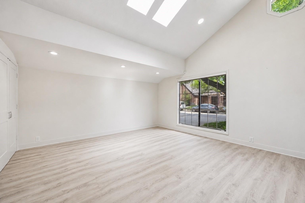 905 Harvard Street - Photo 7
