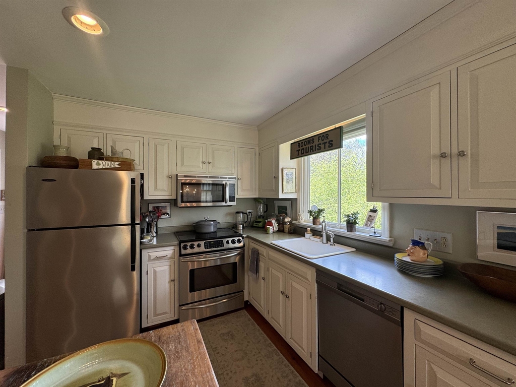 259 Nottingham - Photo 13