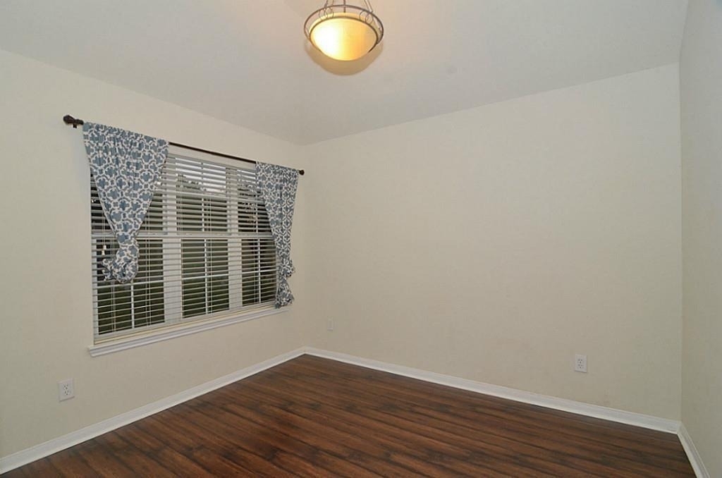 11306 Overland Trail Drive - Photo 16