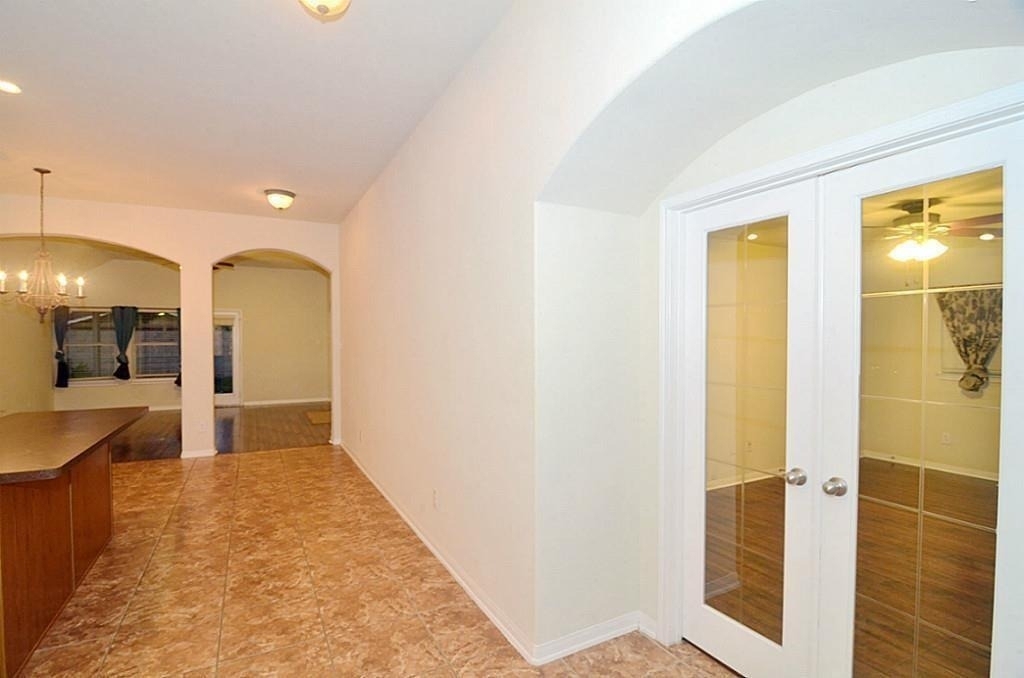 11306 Overland Trail Drive - Photo 3