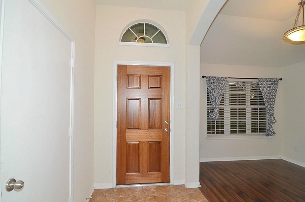 11306 Overland Trail Drive - Photo 2