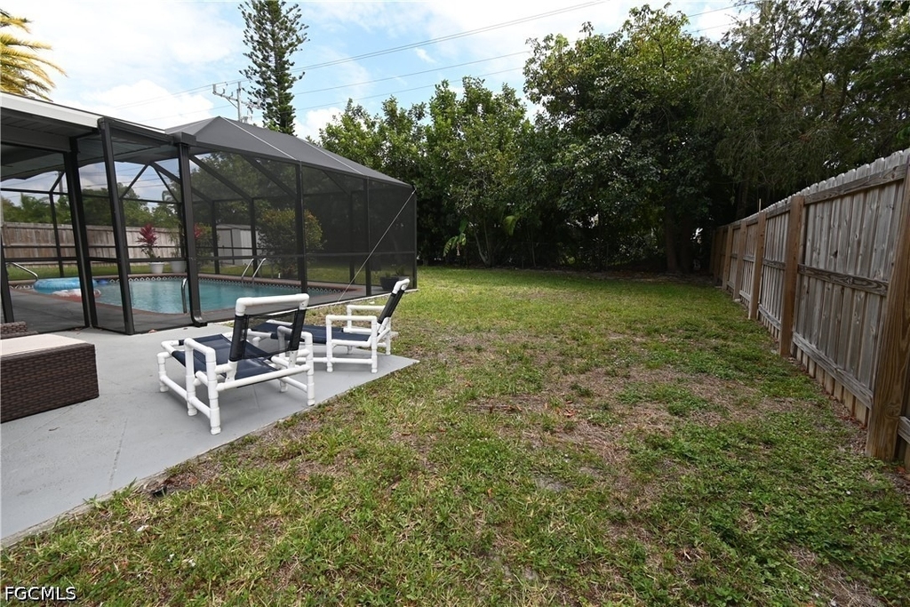 206 Cape Coral Parkway W - Photo 13