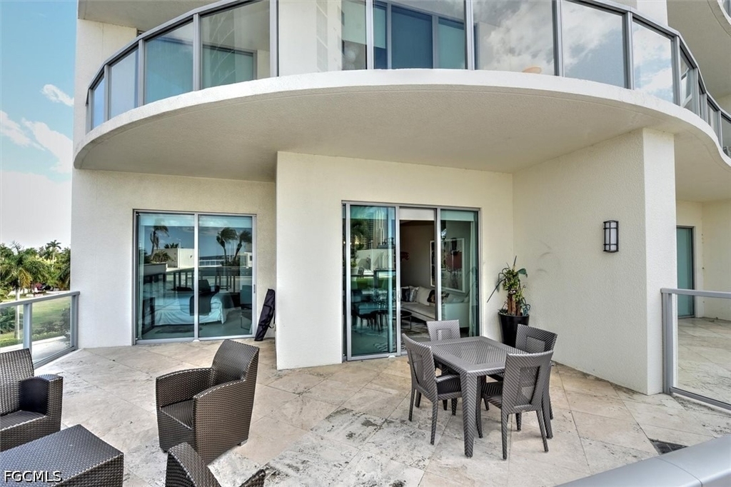 3000 Oasis Grand Boulevard - Photo 22