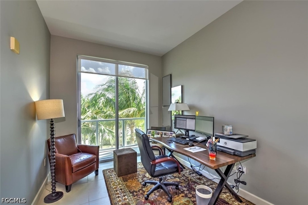 3000 Oasis Grand Boulevard - Photo 21