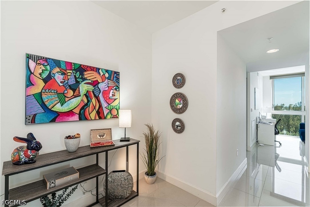 3000 Oasis Grand Boulevard - Photo 1