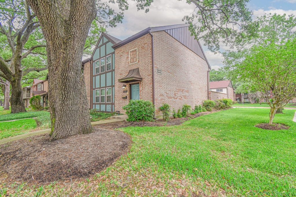 10502 Hammerly Boulevard - Photo 4
