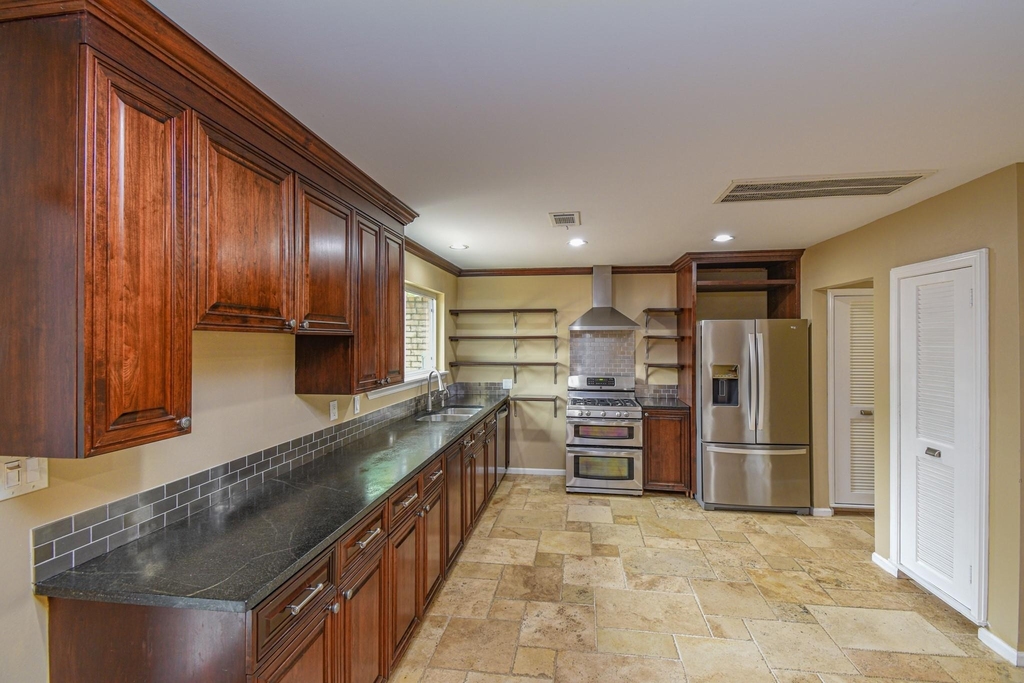 10502 Hammerly Boulevard - Photo 20
