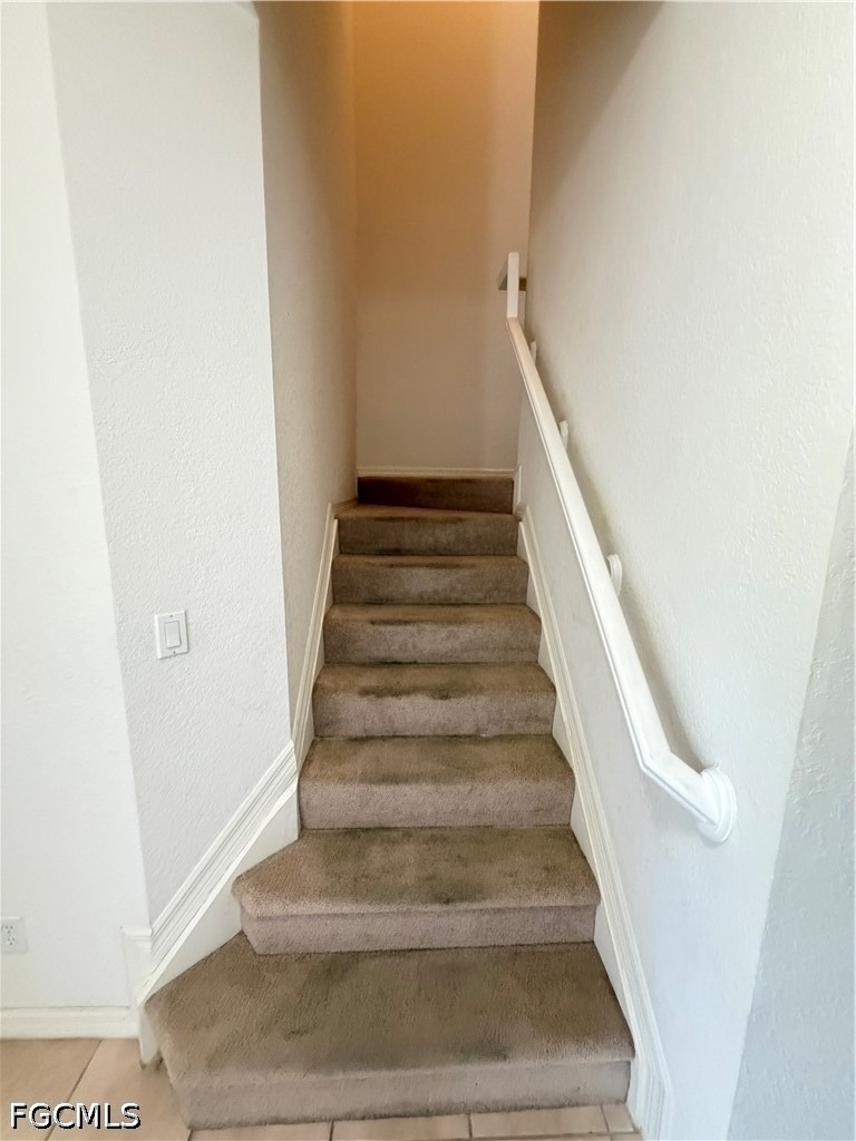 8541 Athena Court - Photo 7