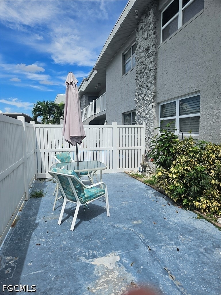 6777 Winkler Road - Photo 0
