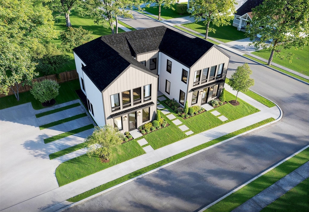1206 Schweikhardt Street - Photo 1