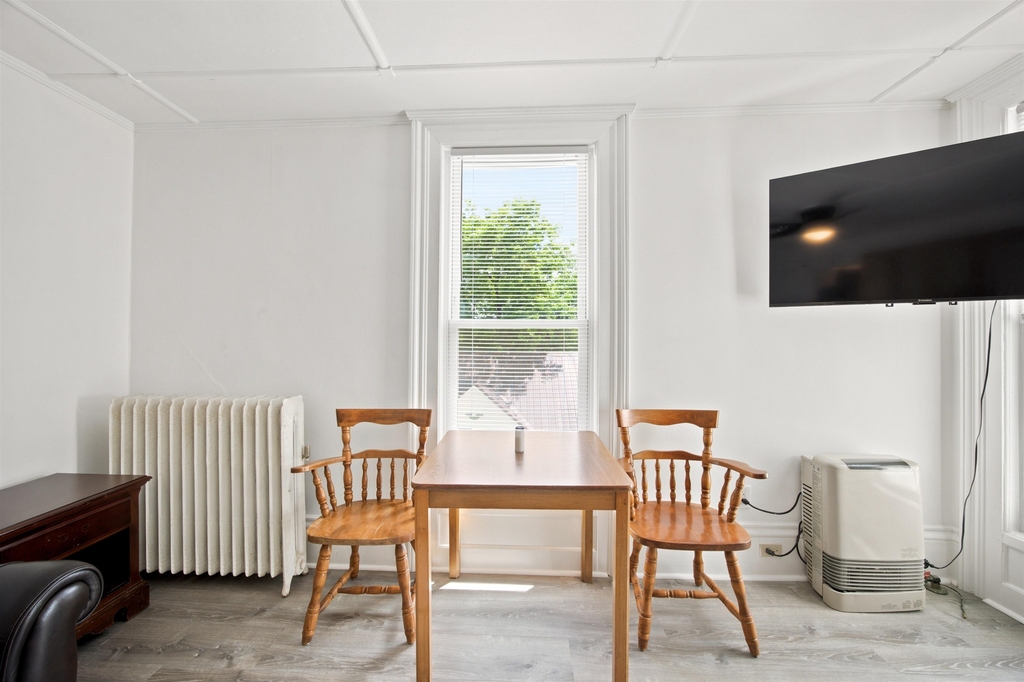 166 Main - Photo 6