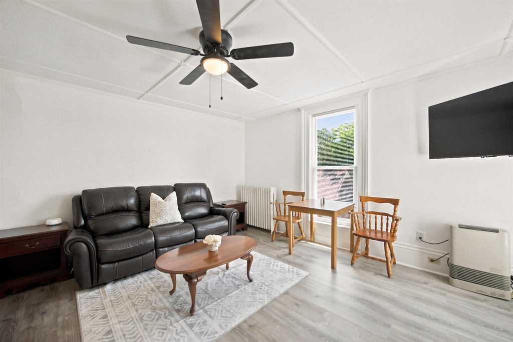 166 Main - Photo 0
