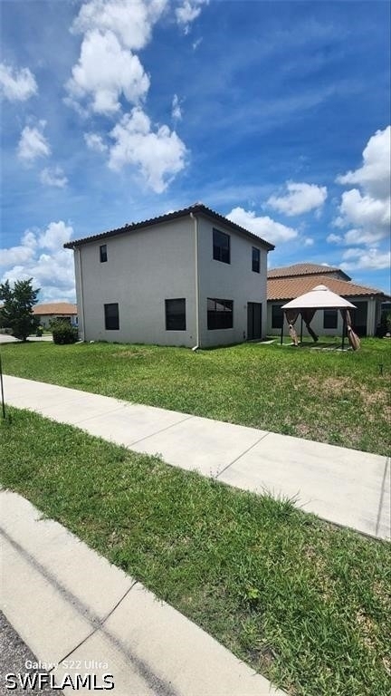 9015 Madrid Circle - Photo 2