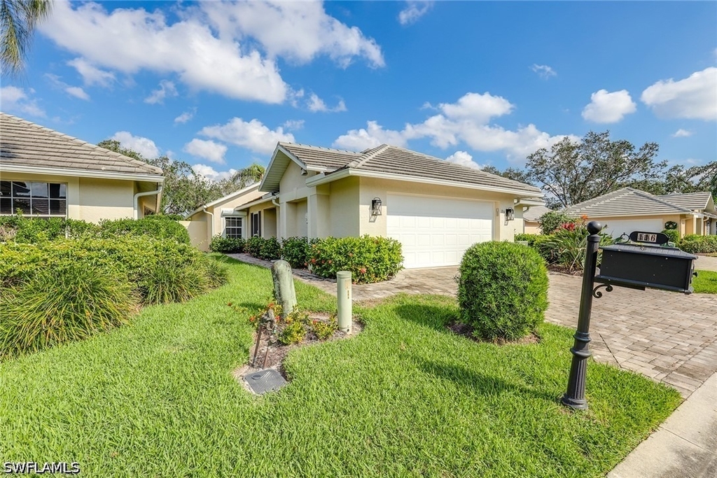116 Fountain Circle - Photo 1