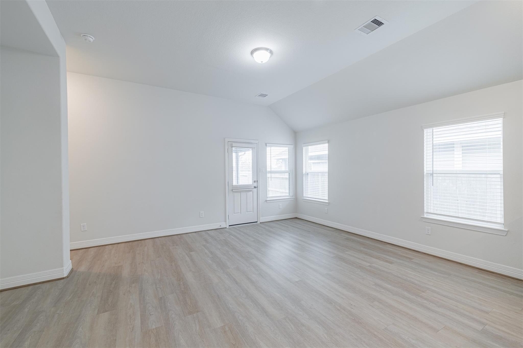 33118 School Hill Road - Photo 10