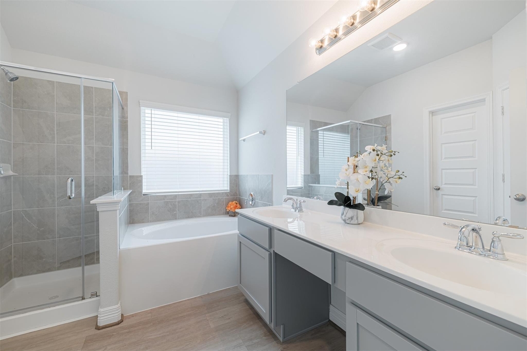 33118 School Hill Road - Photo 15